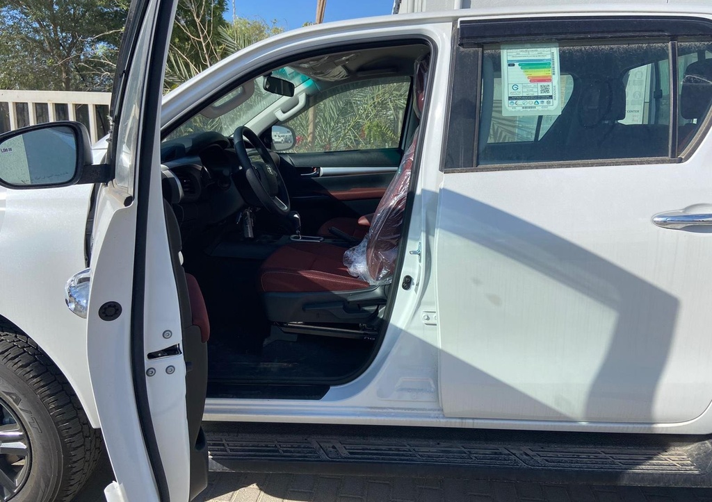 HILUX DC DIESEL 2.4L 4x4 HI 6A/T