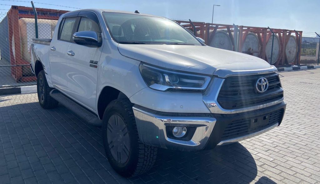 HILUX DC DIESEL 2.4L 4x4 HI 6A/T
