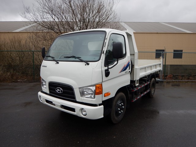 HYUNDAI HD65 DUMP TRUCK A/C - 4T